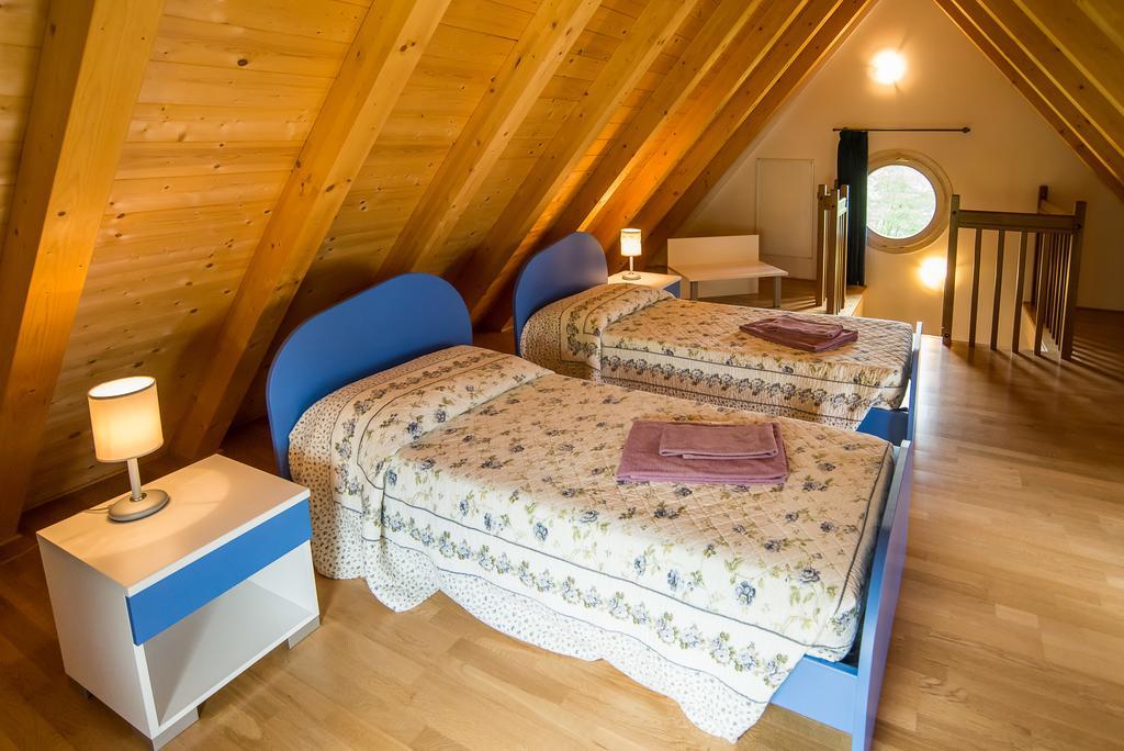 Case Vacanza Orchidea Coreglia Antelminelli Chambre photo
